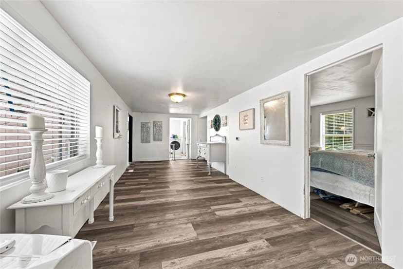 Property photo for 13041 Se 208th Street, Kent photo 10