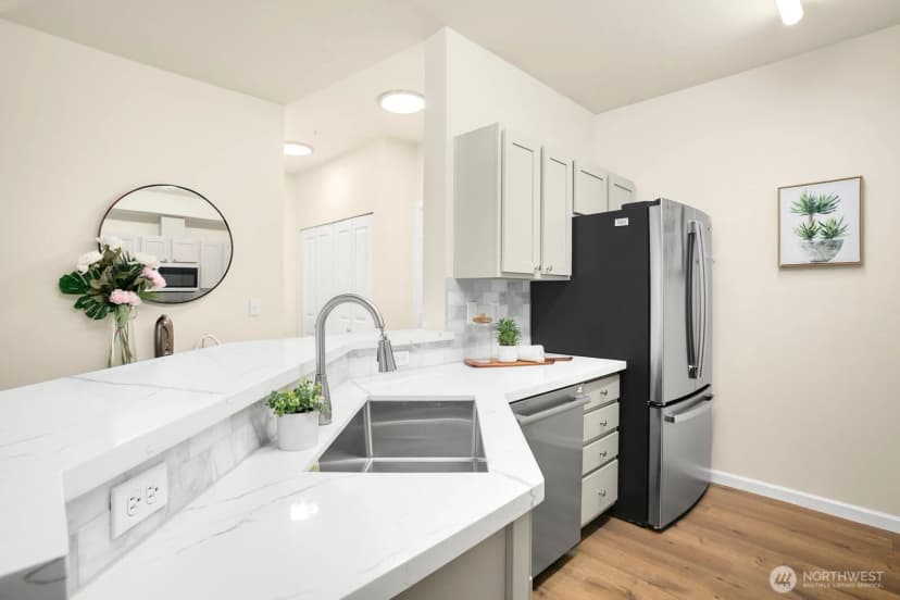Property photo for 503 225th Lane Ne #f105, Sammamish photo 12