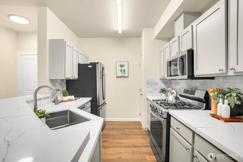 Property photo for 503 225th Lane Ne #f105, Sammamish photo 9