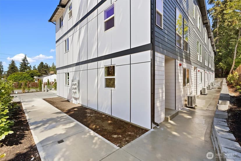 Property photo for 7103 210 Street Sw #a, Edmonds photo 38