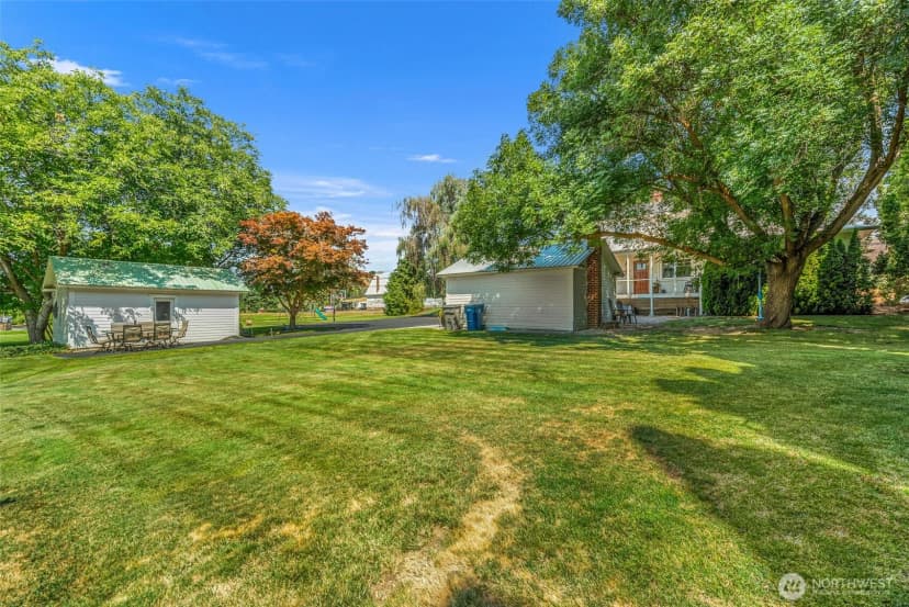 Property photo for 1105 Easy Street, Wenatchee photo 34