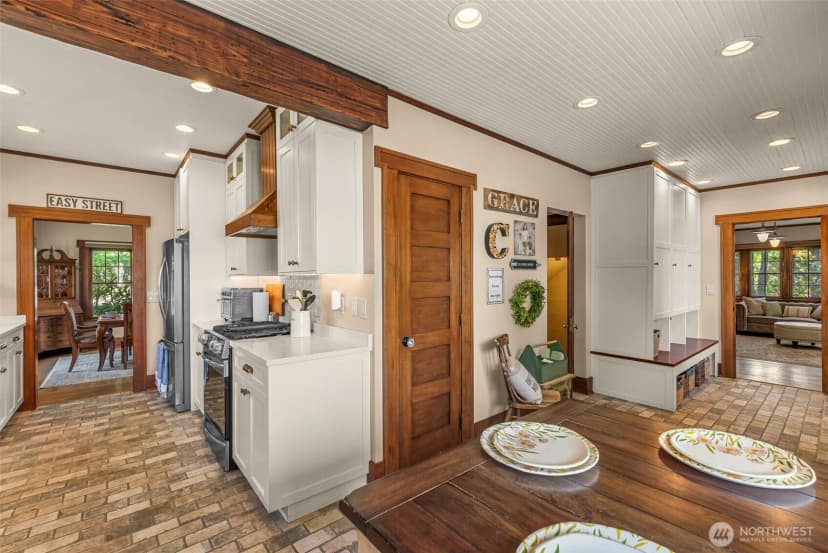 Property photo for 1105 Easy Street, Wenatchee photo 16