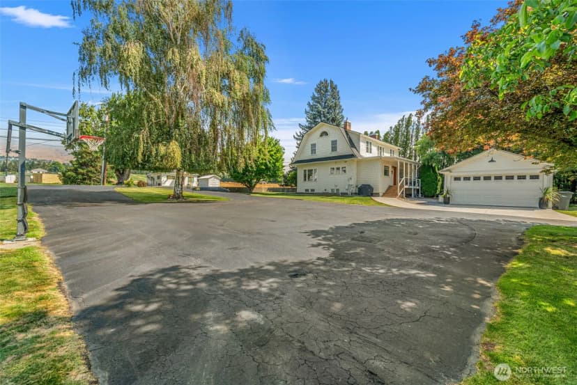 Property photo for 1105 Easy Street, Wenatchee photo 35