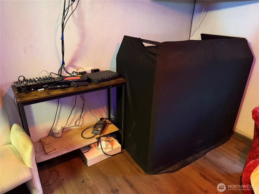 Property photo for Address withheld, Seattle photo 9