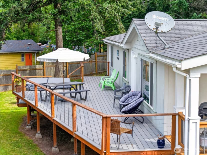 Property photo for 7404 Guemes Place, Anacortes photo 8