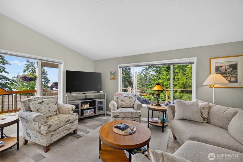 Property photo for 7404 Guemes Place, Anacortes photo 20