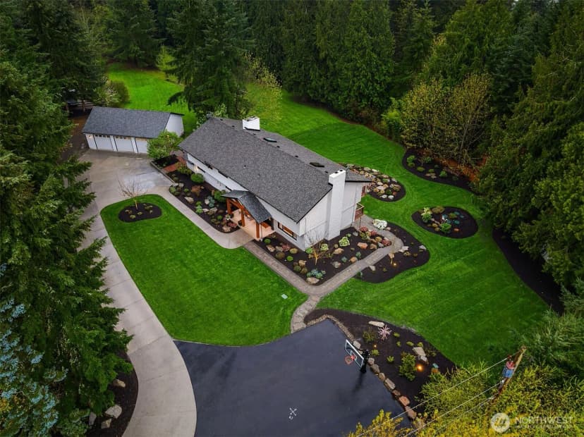 Property photo for 15018 152nd Avenue Ne, Woodinville photo 2