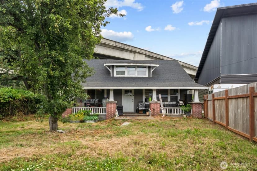 Property photo for 13315 Valley Avenue E, Sumner photo 24