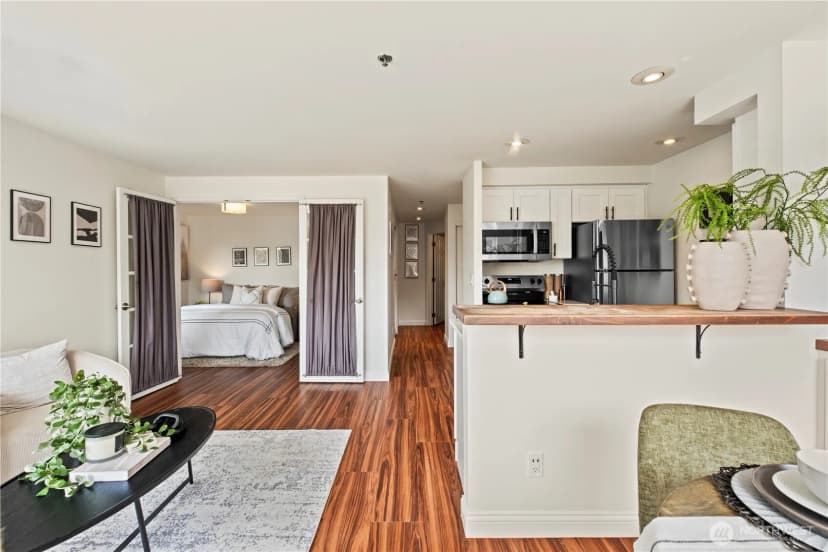 Property photo for 3648 Whitman Avenue N #c101, Seattle photo 12
