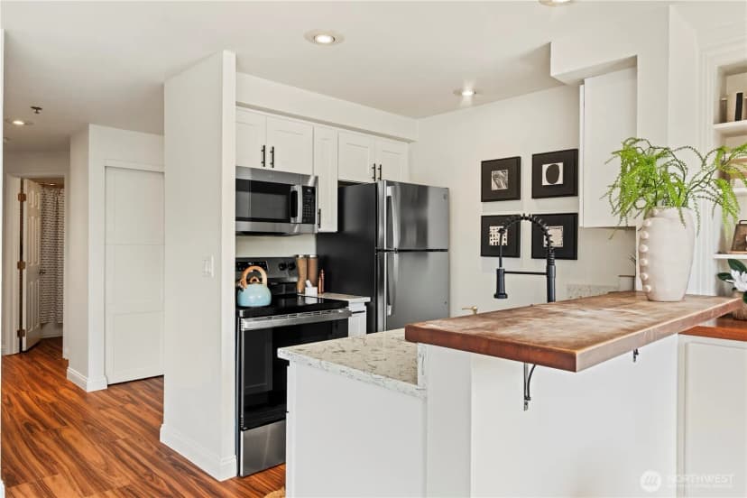 Property photo for 3648 Whitman Avenue N #c101, Seattle photo 10
