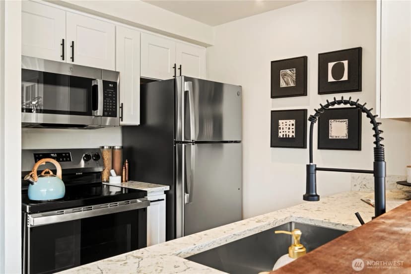 Property photo for 3648 Whitman Avenue N #c101, Seattle photo 11