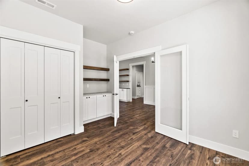 Property photo for 4737 Gold Ridge Lane Sw, Olympia photo 8