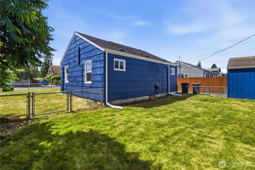 Property photo for 810 30th, Longview photo 25