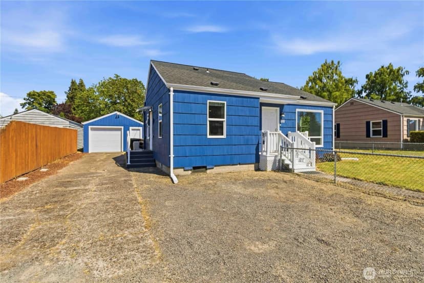 Property photo for 810 30th, Longview photo 2