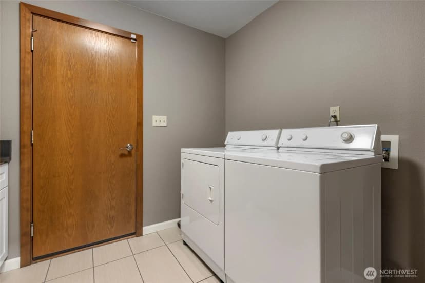 Property photo for 19318 Se 328th Place, Kent photo 19