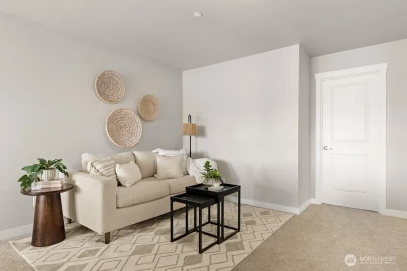 Property photo for 10541 11th Street E, Edgewood photo 22