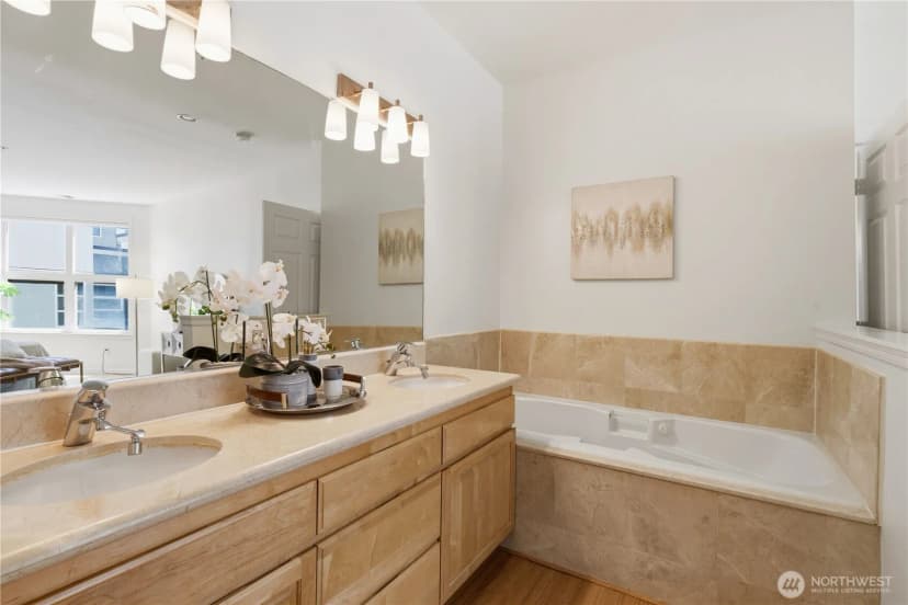 Property photo for 10045 Ne 1st Street #327, Bellevue photo 18