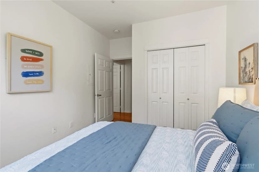 Property photo for 10045 Ne 1st Street #327, Bellevue photo 22