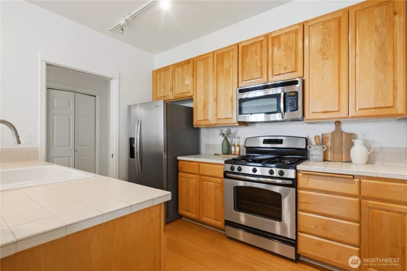 Property photo for 10045 Ne 1st Street #327, Bellevue photo 12