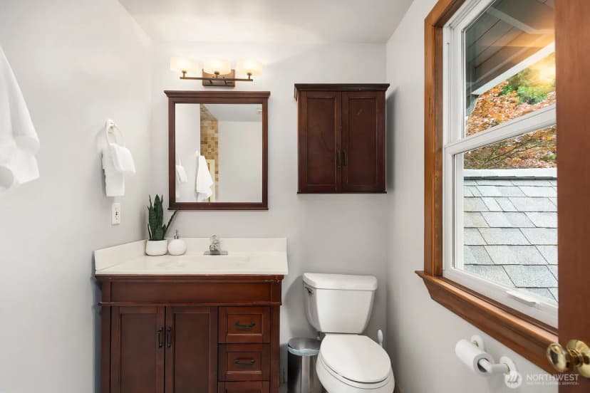 Property photo for 21422 Se 37th Street, Sammamish photo 18