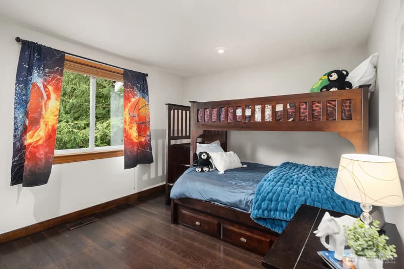 Property photo for 21422 Se 37th Street, Sammamish photo 19