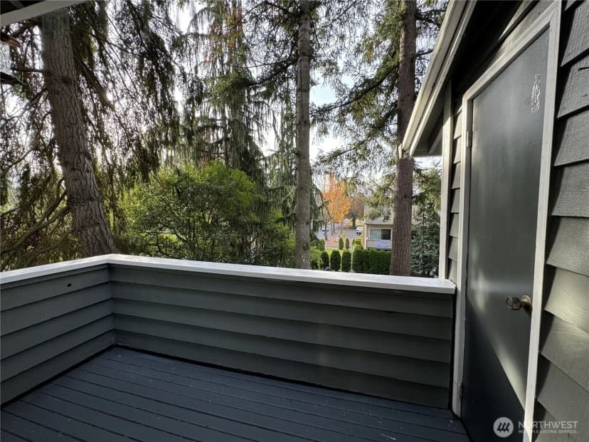 Property photo for 16518 Ne 85th Street, Redmond photo 20