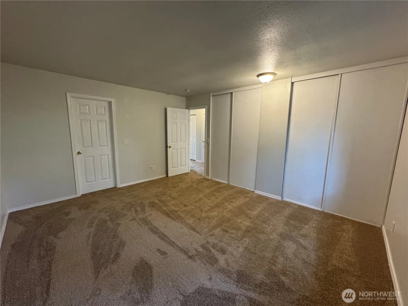 Property photo for 16518 Ne 85th Street, Redmond photo 14