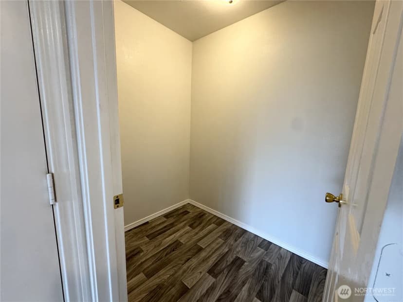 Property photo for 16518 Ne 85th Street, Redmond photo 16