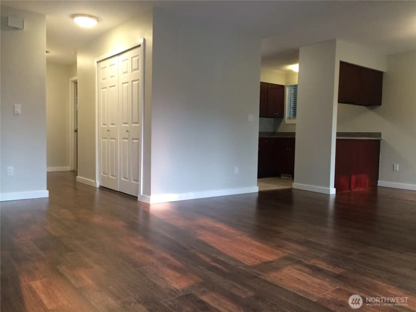Property photo for 16518 Ne 85th Street, Redmond photo 5