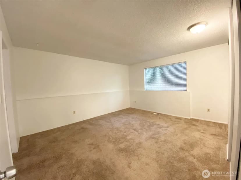 Property photo for 16518 Ne 85th Street, Redmond photo 11