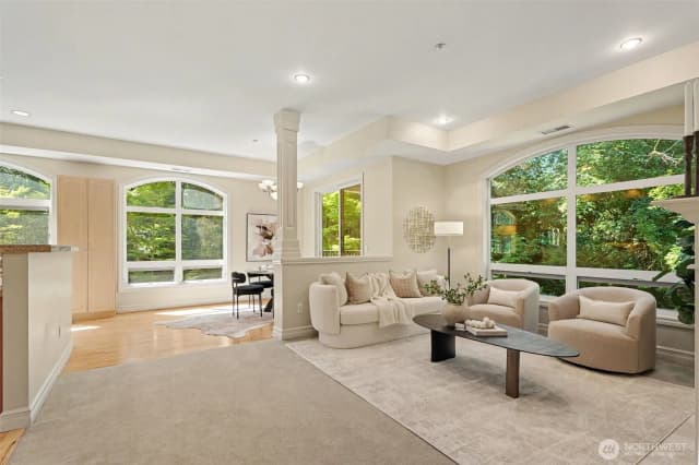 Property photo for 10398 Ne 17 Street #204, Bellevue photo 4