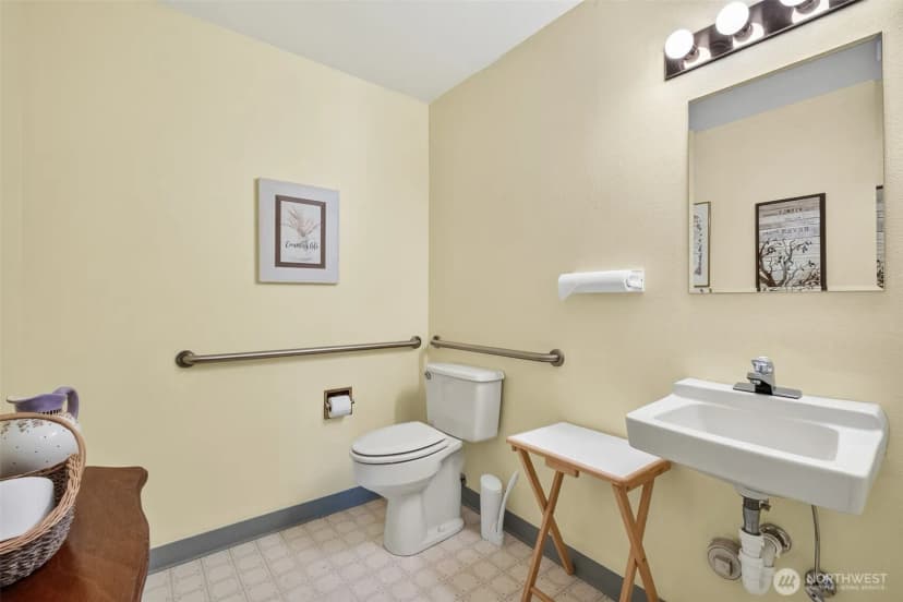 Property photo for 1000 13th Avenue Sw #18, Quincy photo 29