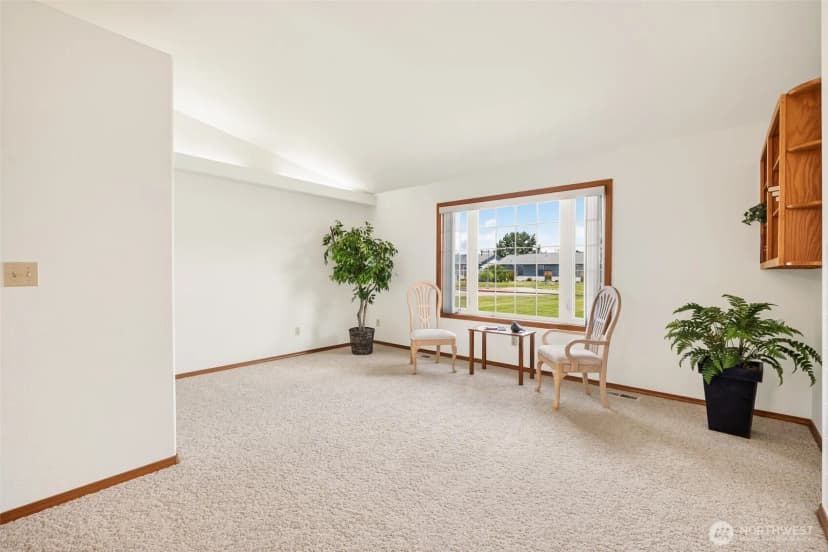 Property photo for 1000 13th Avenue Sw #18, Quincy photo 3