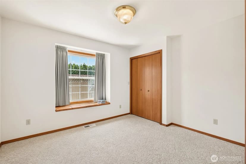 Property photo for 1000 13th Avenue Sw #18, Quincy photo 16