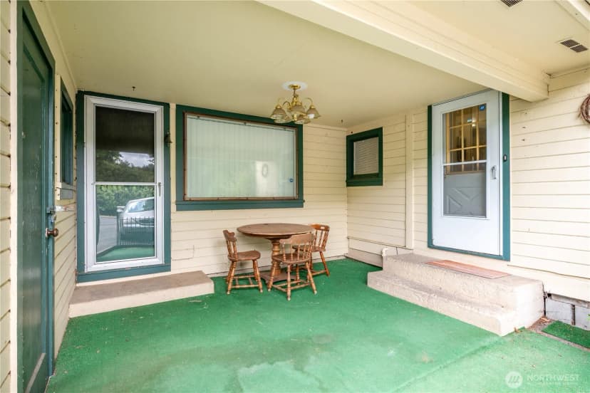 Property photo for 621 S Second Street, Toledo photo 17