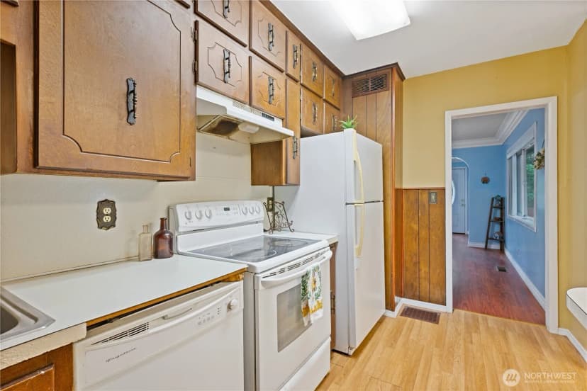 Property photo for 621 S Second Street, Toledo photo 23