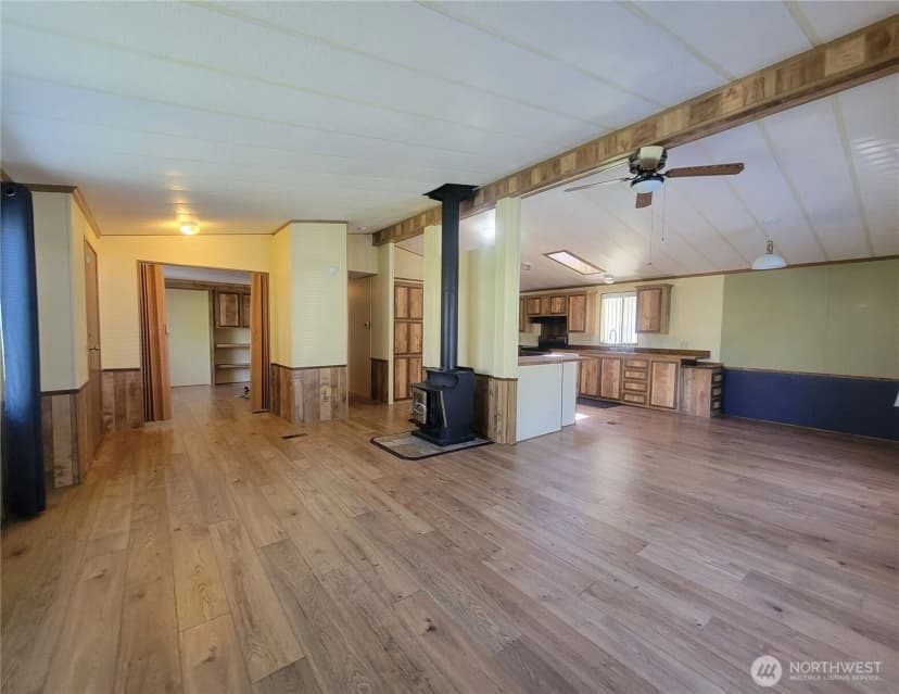Property photo for 1427 100th Street Sw #82, Everett photo 10