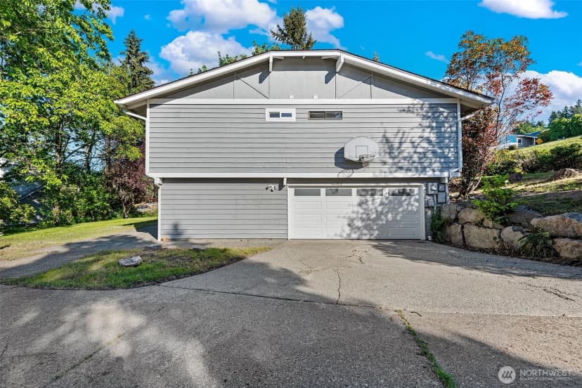Property photo for 14910 Se 49th Street, Bellevue photo 23