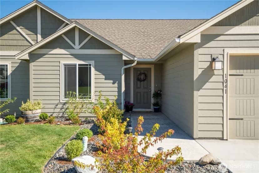 Property photo for 1041 Sunny Brooke Lane, Chelan photo 3