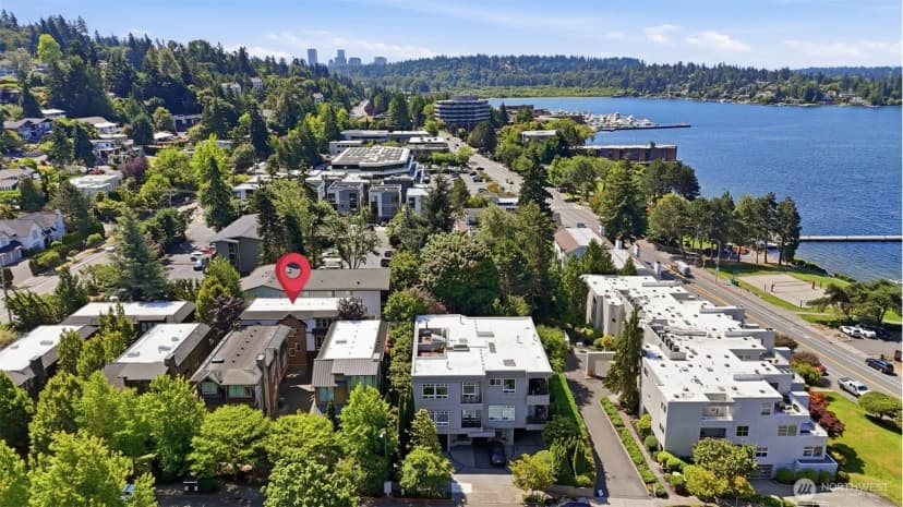 Property photo for 10135 Ne 62nd St #c, Kirkland