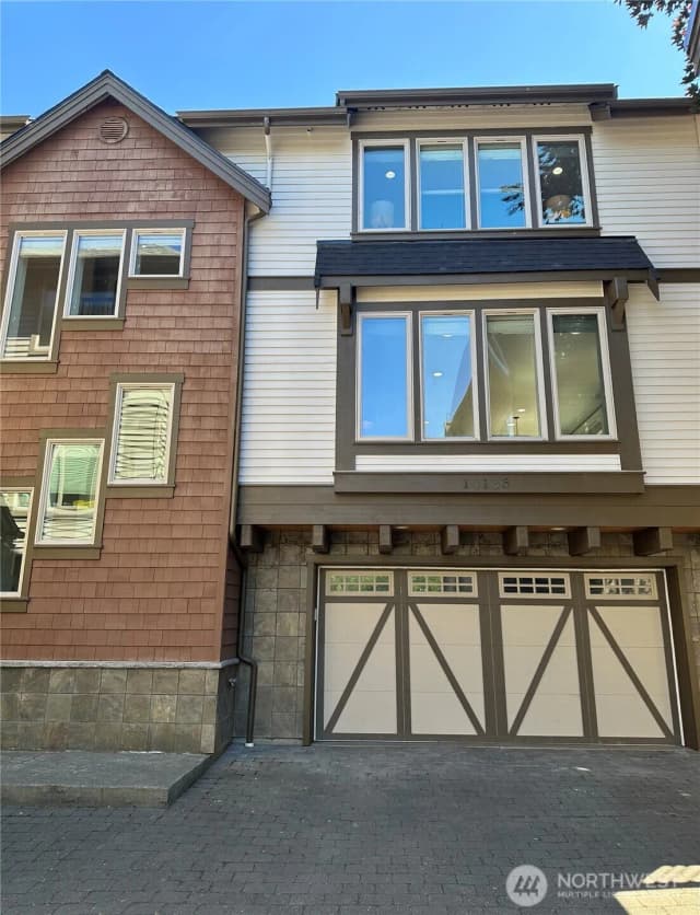 Property photo for 10135 Ne 62nd St #c, Kirkland photo 5