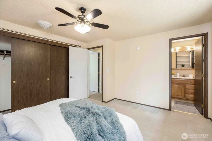 Property photo for 5194 Granada Place Se, Port Orchard photo 14