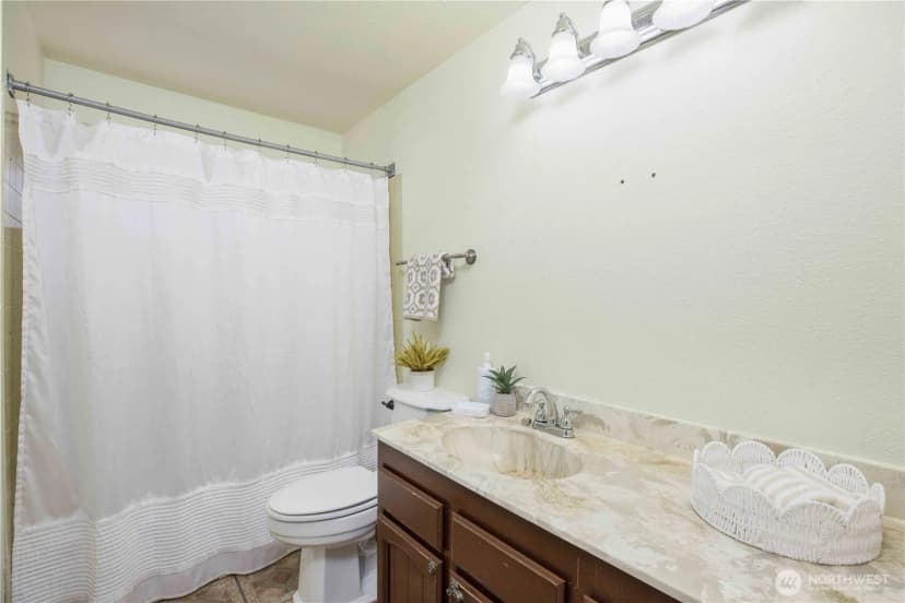 Property photo for 5194 Granada Place Se, Port Orchard photo 16