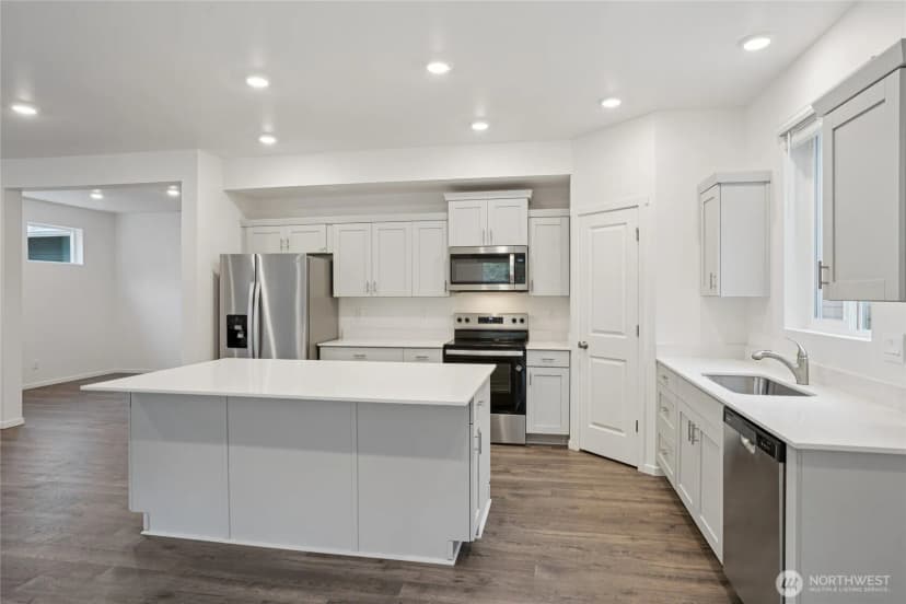 Property photo for 10812 188th Street E #1036, Puyallup photo 12
