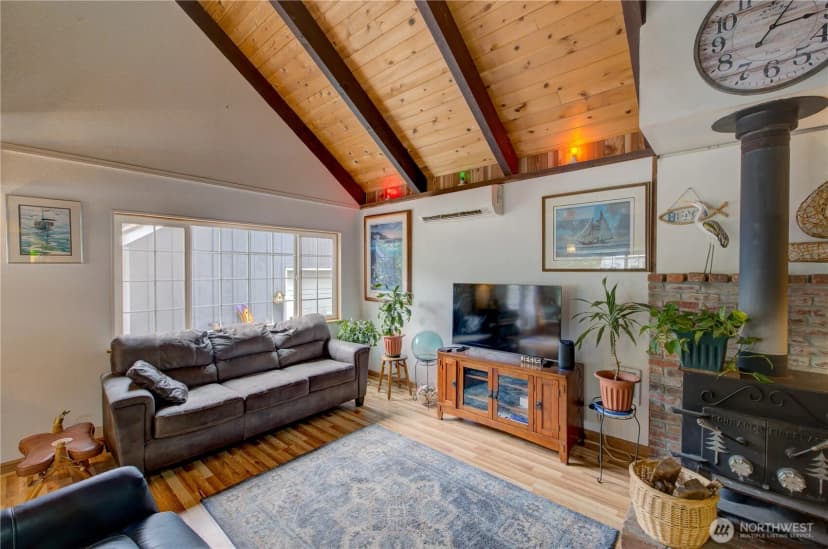 Property photo for 29612 M Place, Ocean Park photo 15