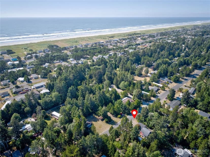 Property photo for 29612 M Place, Ocean Park photo 40