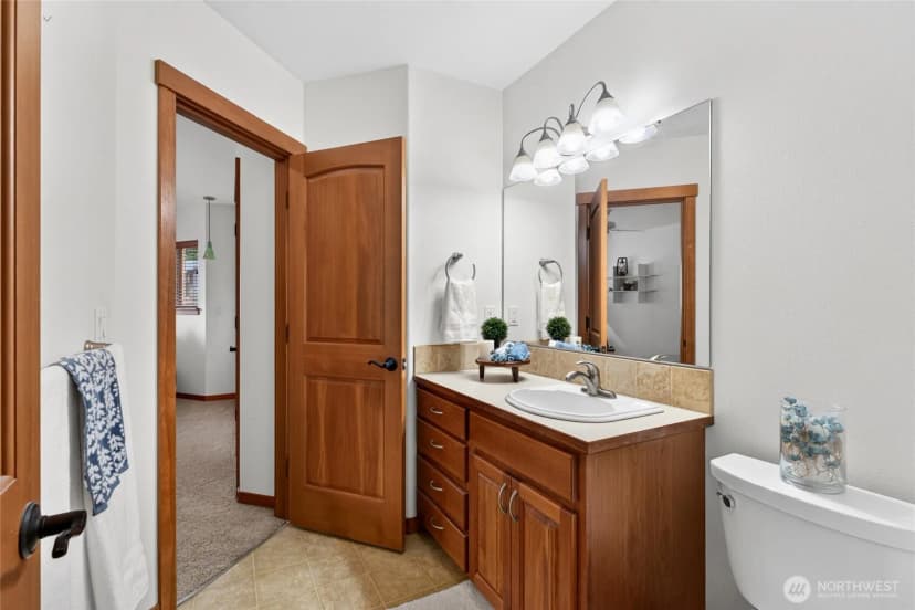 Property photo for 304 Antonie Avenue N, Eatonville photo 32