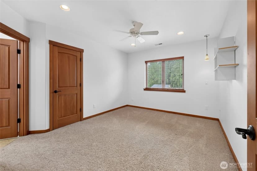 Property photo for 304 Antonie Avenue N, Eatonville photo 28