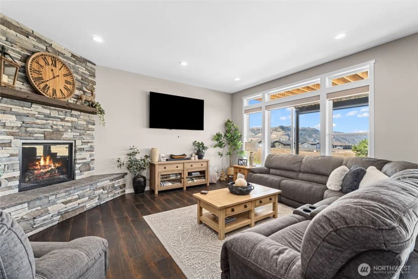 Property photo for 44205 Tyax N, Wilbur photo 8