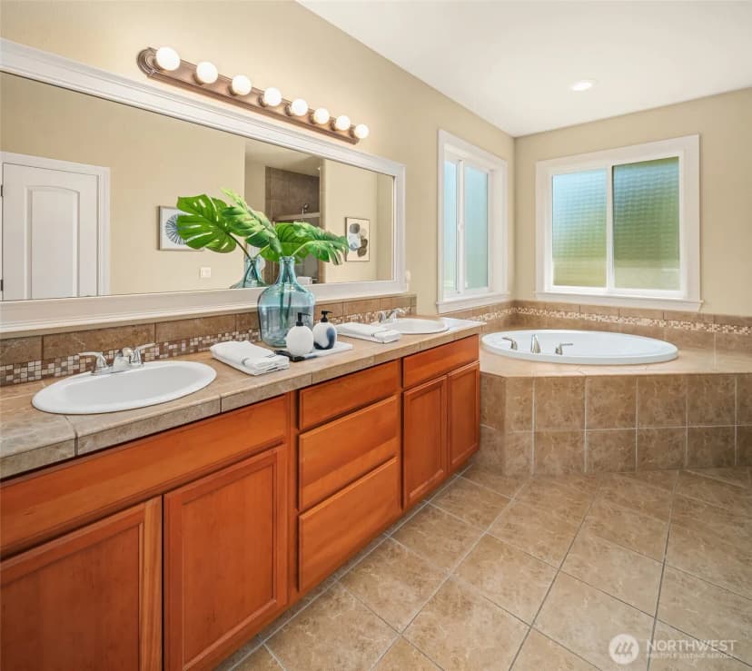 Property photo for 12921 195th Avenue Ct E, Bonney Lake photo 19